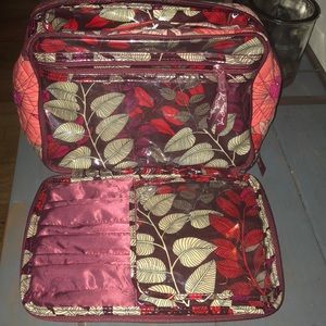 VERA BRADLEY woman’s overnight bag NEW